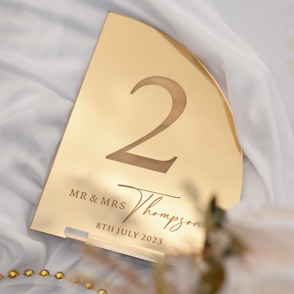 Personalized Wedding Bar Sign  - Table Number Gold 评论和价格